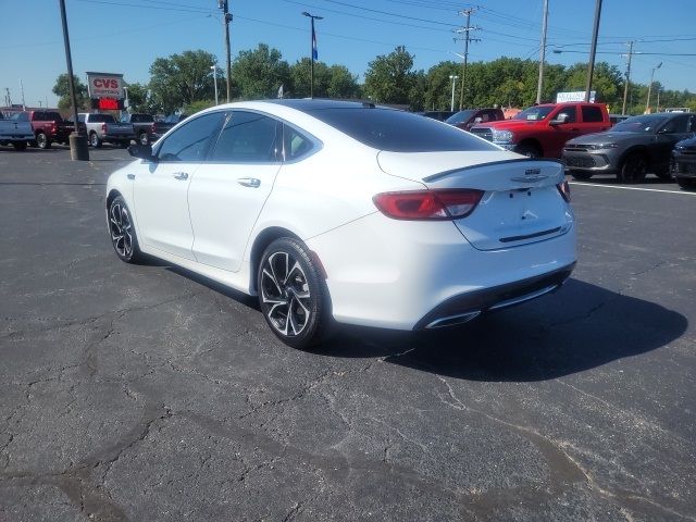 2016 Chrysler 200 C