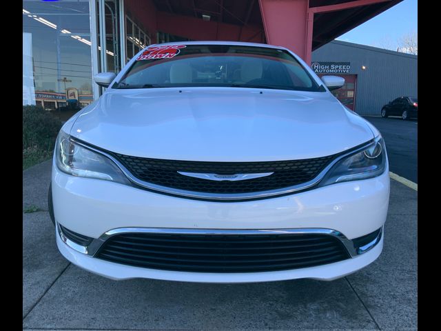 2016 Chrysler 200 Limited