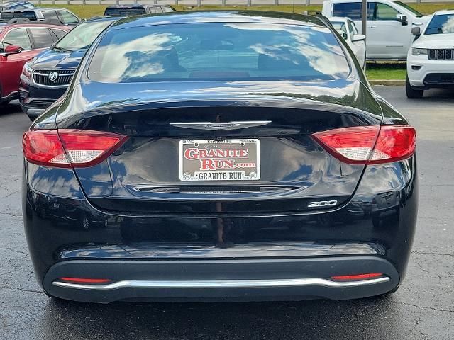 2016 Chrysler 200 Limited