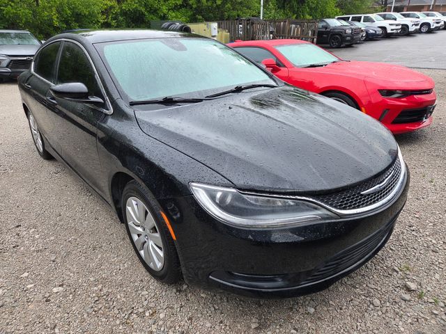2016 Chrysler 200 LX