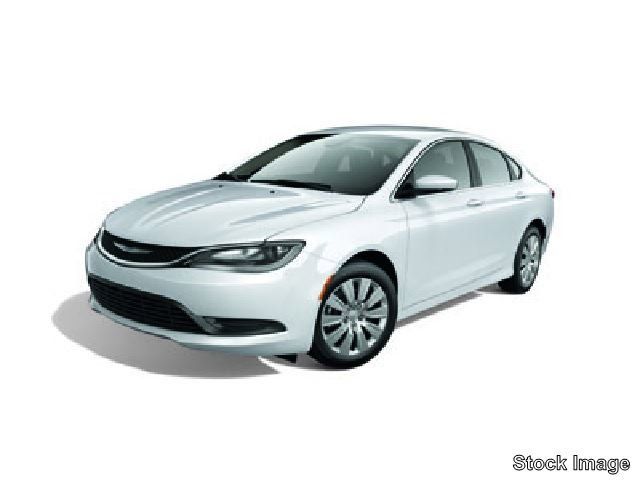 2016 Chrysler 200 LX