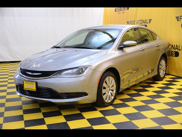 2016 Chrysler 200 LX