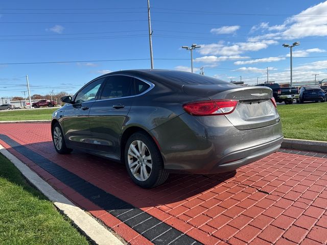 2016 Chrysler 200 Touring