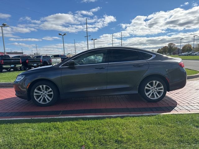 2016 Chrysler 200 Touring