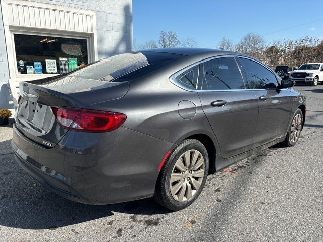 2016 Chrysler 200 LX