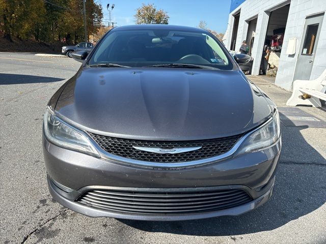 2016 Chrysler 200 LX