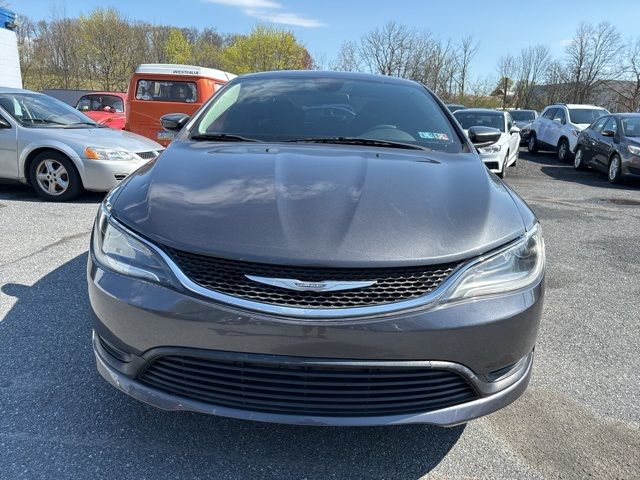 2016 Chrysler 200 LX