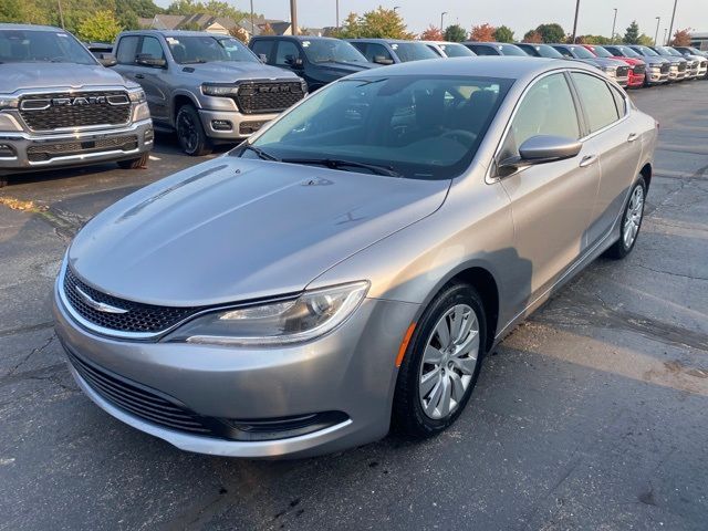 2016 Chrysler 200 LX