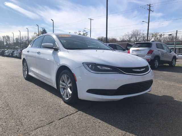 2016 Chrysler 200 Touring