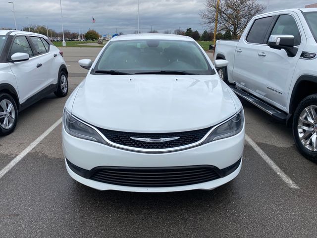 2016 Chrysler 200 LX