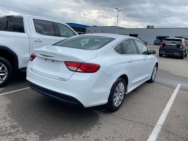 2016 Chrysler 200 LX