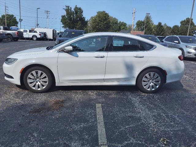 2016 Chrysler 200 LX