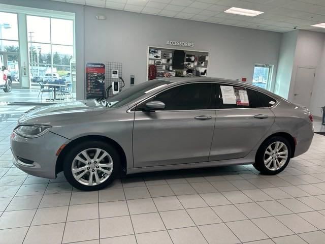 2016 Chrysler 200 Limited