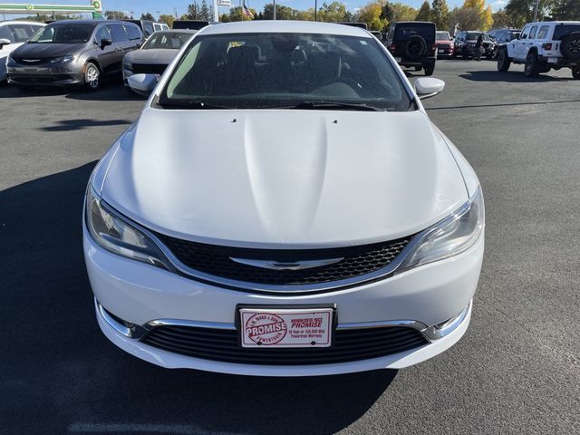 2016 Chrysler 200 Limited