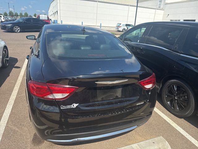 2016 Chrysler 200 Limited Platinum