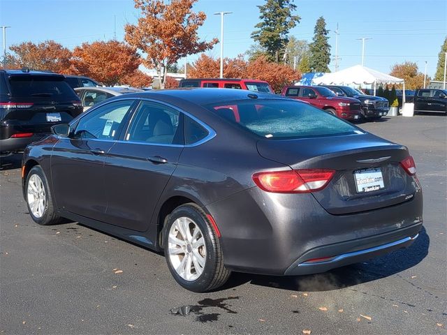 2016 Chrysler 200 Limited