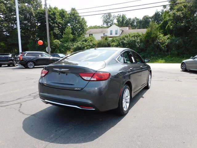 2016 Chrysler 200 Limited