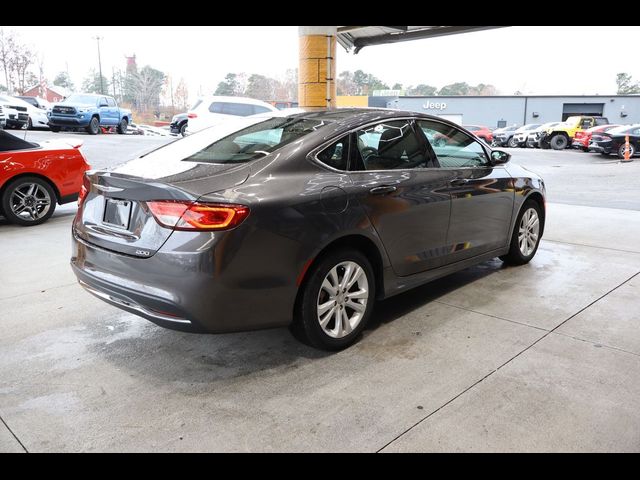 2016 Chrysler 200 Limited