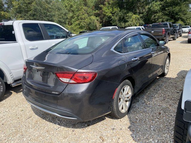 2016 Chrysler 200 Limited