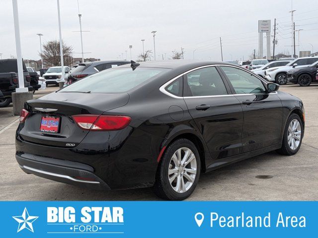 2016 Chrysler 200 Limited