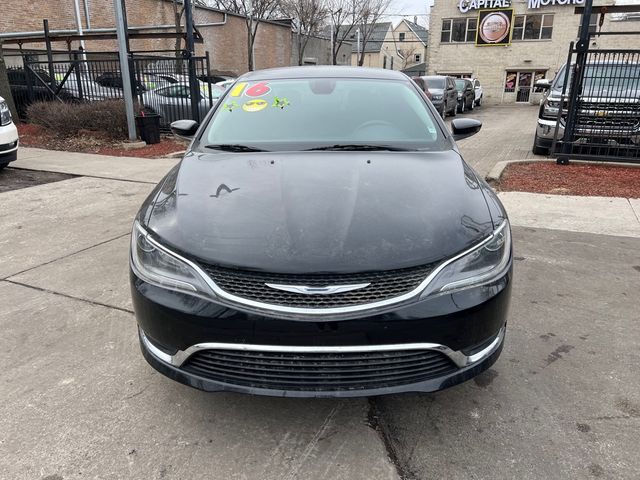 2016 Chrysler 200 Limited