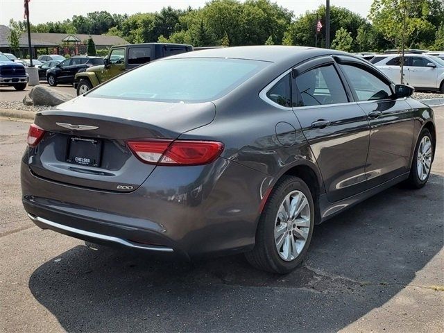 2016 Chrysler 200 Limited