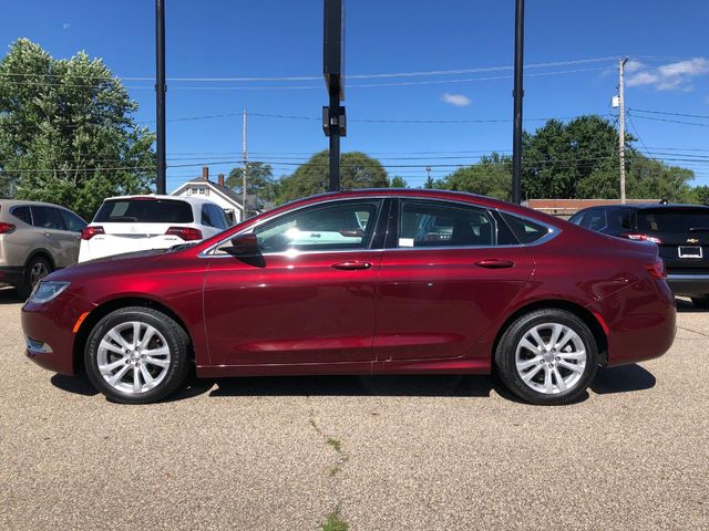 2016 Chrysler 200 Limited