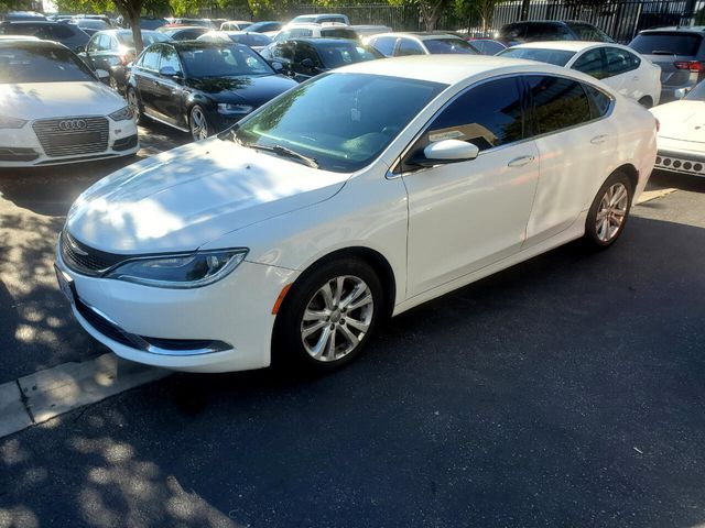 2016 Chrysler 200 Limited