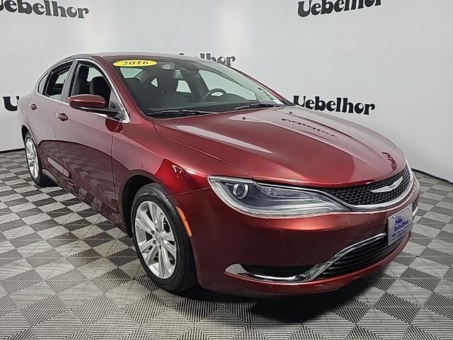 2016 Chrysler 200 Limited