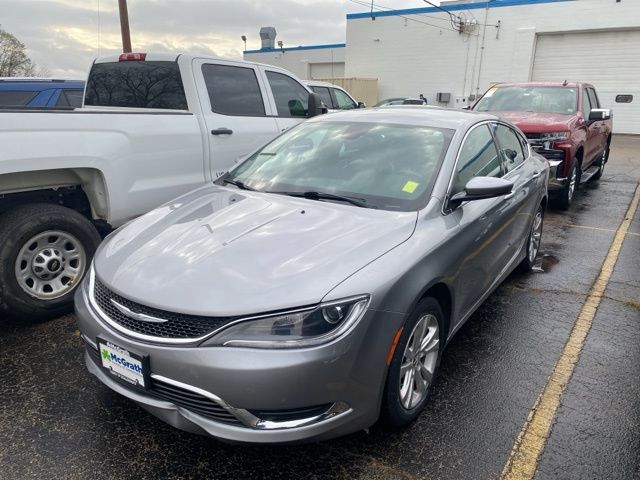 2016 Chrysler 200 Limited