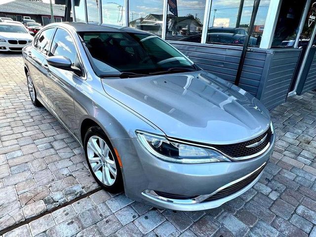 2016 Chrysler 200 Limited