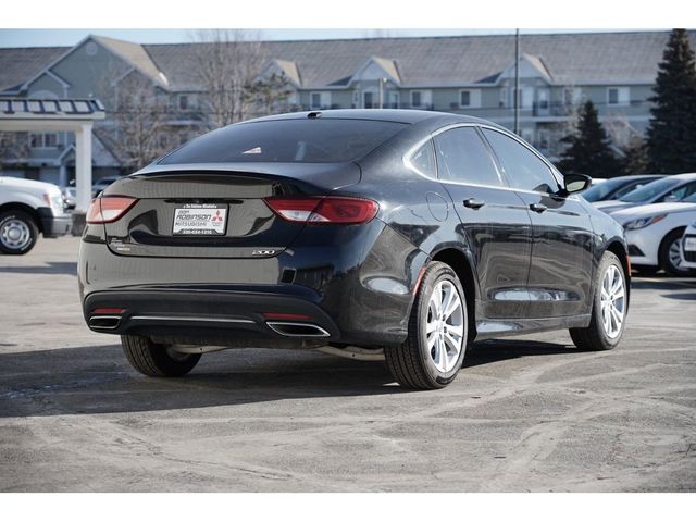 2016 Chrysler 200 Limited