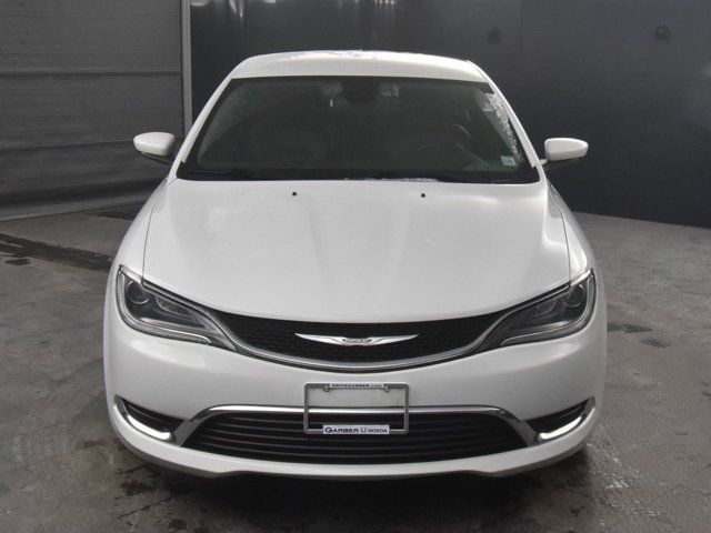 2016 Chrysler 200 Limited Platinum