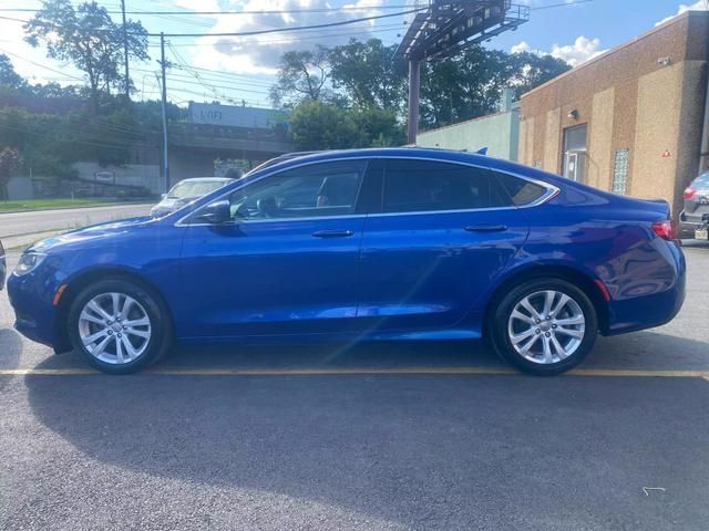 2016 Chrysler 200 Limited Platinum