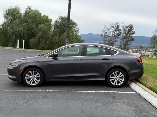 2016 Chrysler 200 Limited