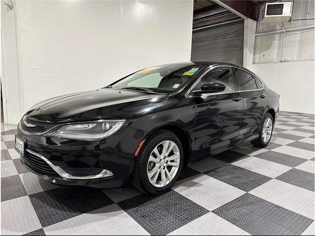 2016 Chrysler 200 Limited