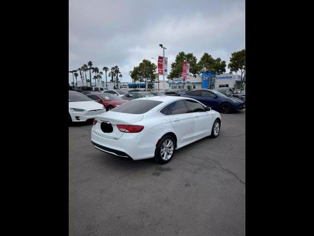 2016 Chrysler 200 Limited