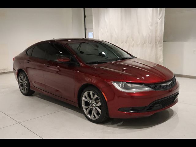 2016 Chrysler 200 S