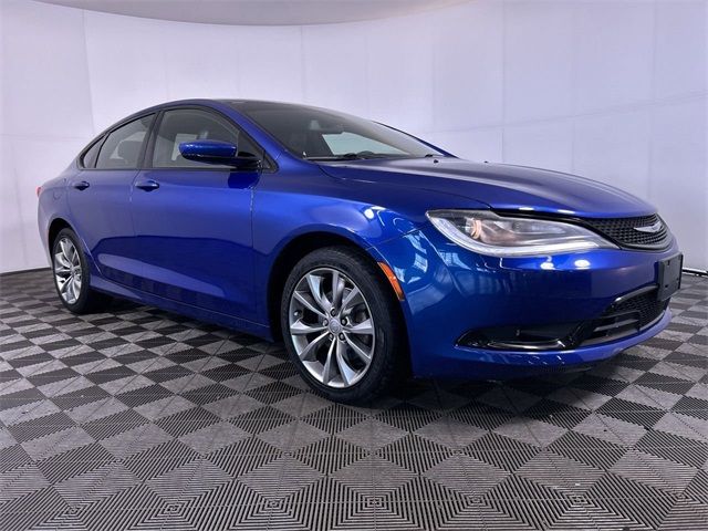 2016 Chrysler 200 S