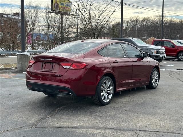 2016 Chrysler 200 S