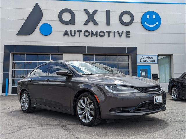 2016 Chrysler 200 S