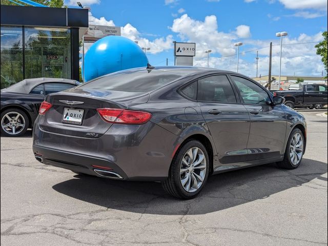 2016 Chrysler 200 S