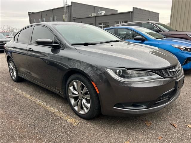 2016 Chrysler 200 S