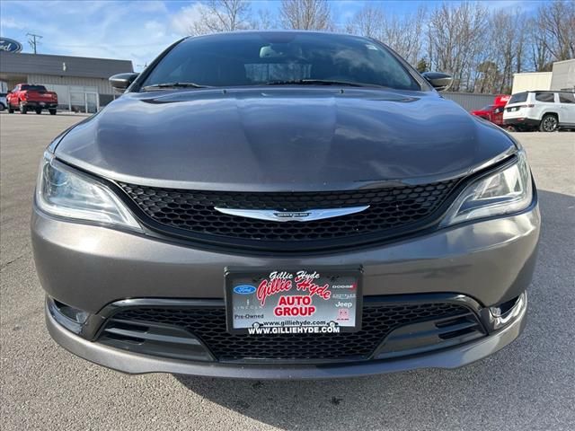 2016 Chrysler 200 S