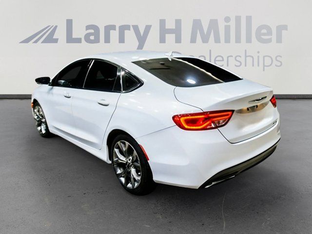 2016 Chrysler 200 S