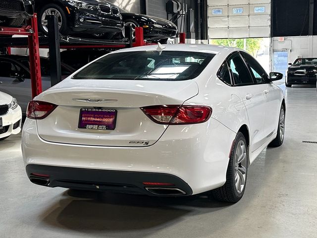 2016 Chrysler 200 S