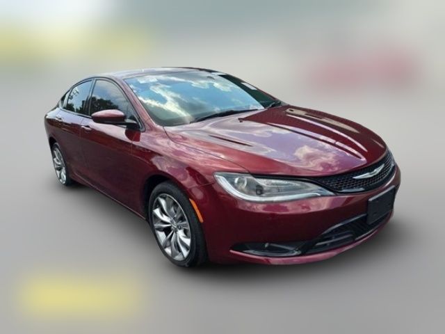 2016 Chrysler 200 S