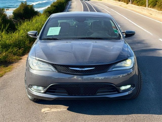 2016 Chrysler 200 S