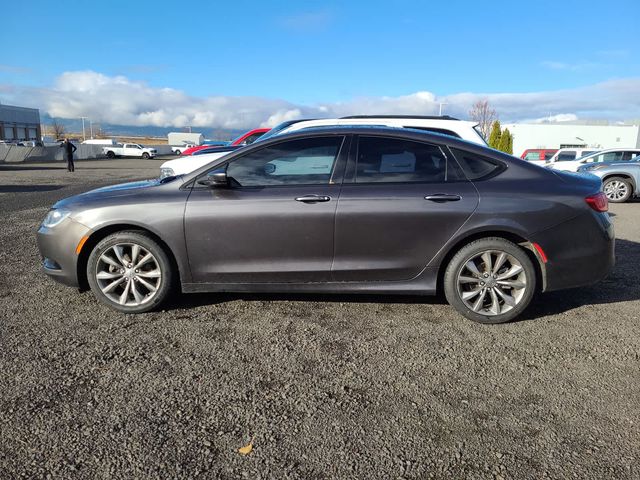 2016 Chrysler 200 S