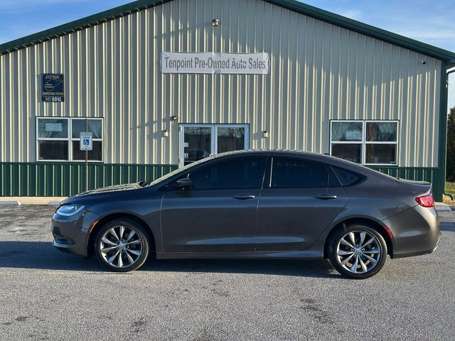 2016 Chrysler 200 S